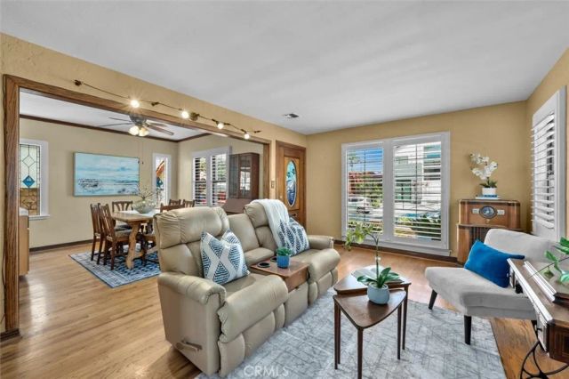 118 Glendora Avenue, Long Beach, CA 90803