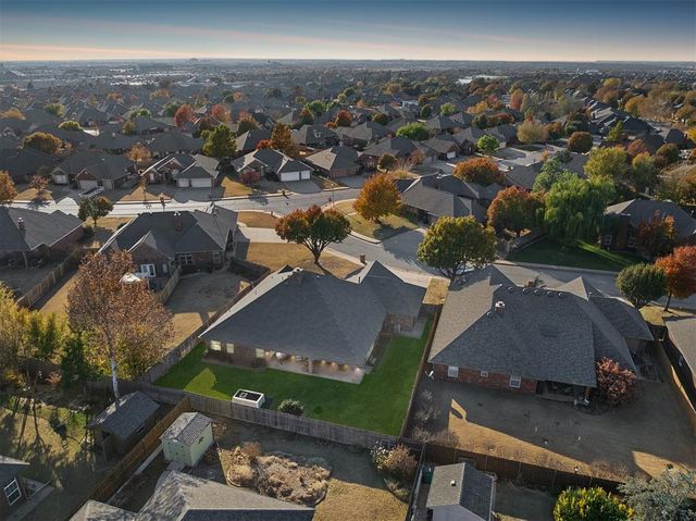 15604 Brenner Pass, Edmond, OK 73013