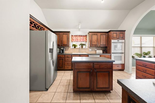 15604 Brenner Pass, Edmond, OK 73013