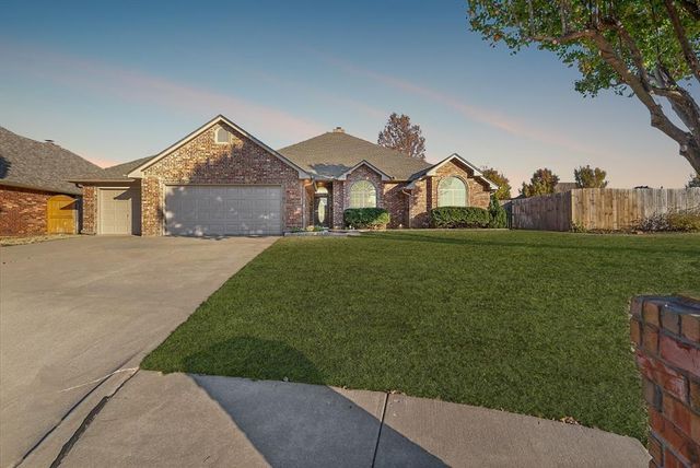 15604 Brenner Pass, Edmond, OK 73013