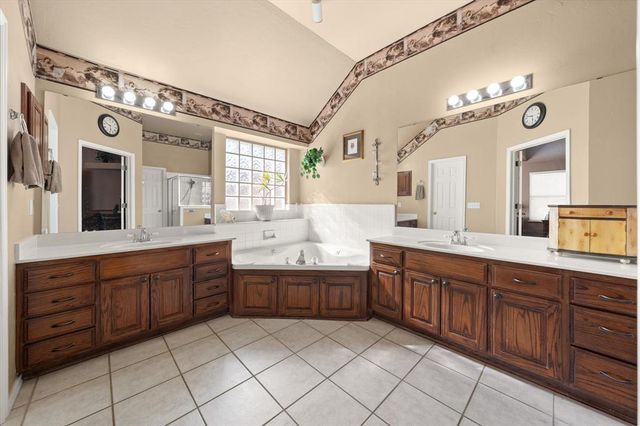 15604 Brenner Pass, Edmond, OK 73013