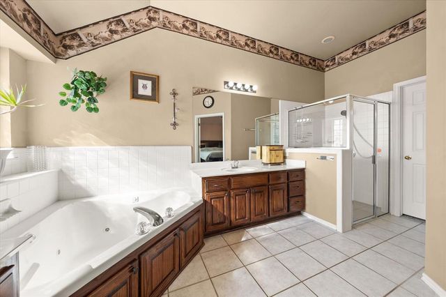 15604 Brenner Pass, Edmond, OK 73013