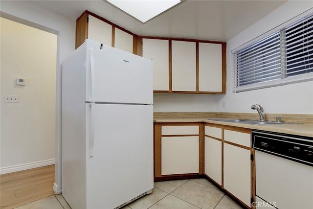 2900 Fairway Avenue 407, La Crescenta, CA 91214