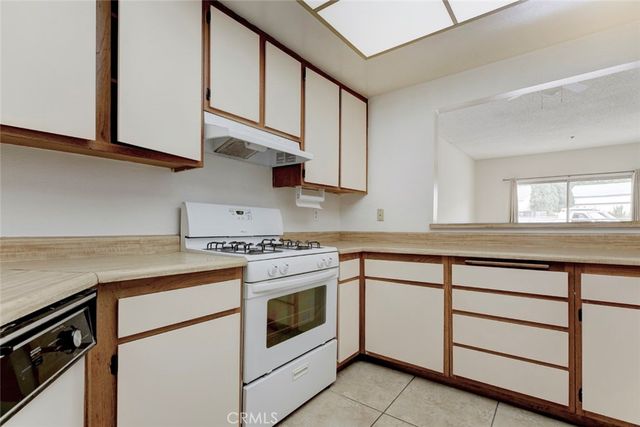 2900 Fairway Avenue 407, La Crescenta, CA 91214