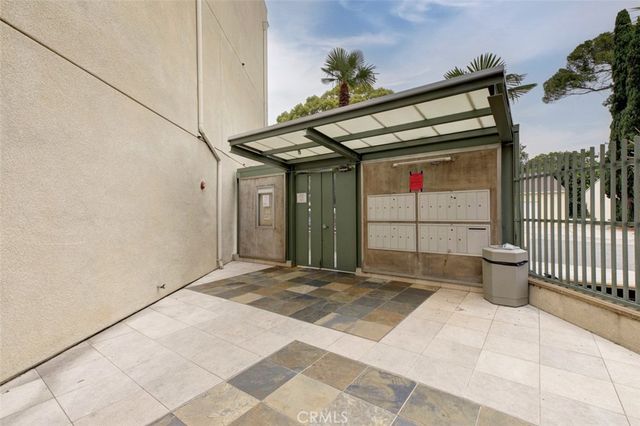 2900 Fairway Avenue 407, La Crescenta, CA 91214