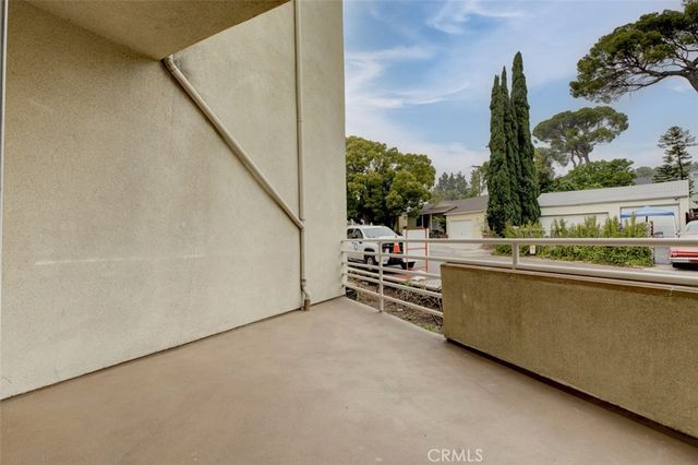 2900 Fairway Avenue 407, La Crescenta, CA 91214