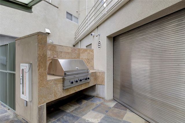 2900 Fairway Avenue 407, La Crescenta, CA 91214