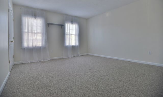 83 Boxberry Ln 83, Rockland, MA 02370