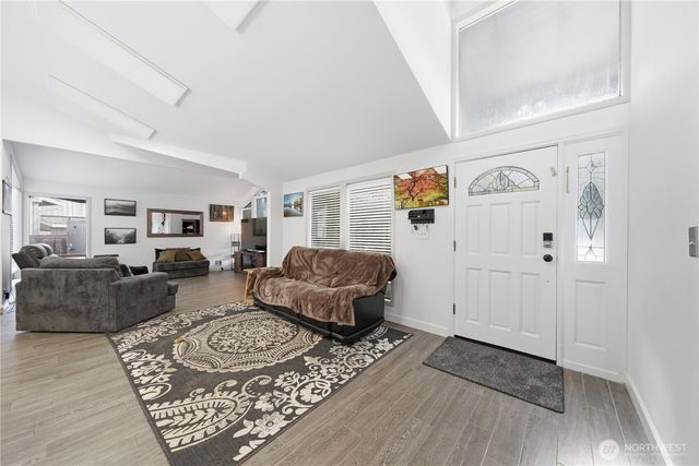 10430 34th Drive SE, Everett, WA 98208