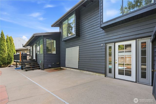 10430 34th Drive SE, Everett, WA 98208