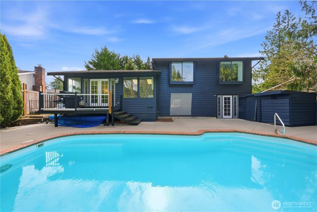 10430 34th Drive SE, Everett, WA 98208