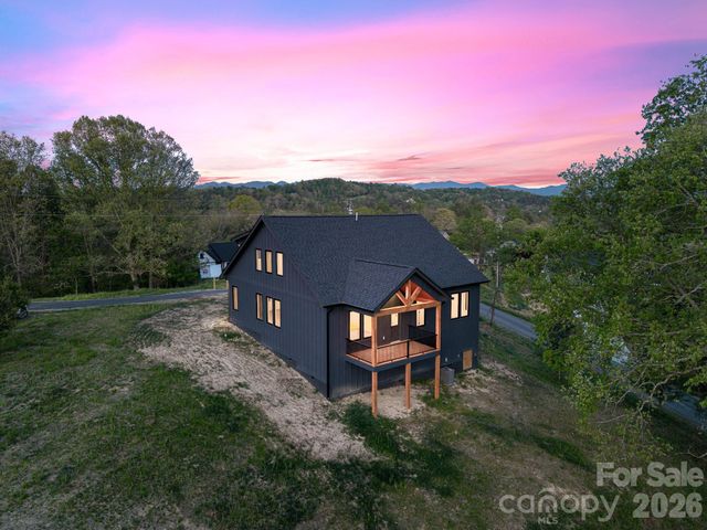 40 Firefly Ridge Trail, Alexander, NC 28701