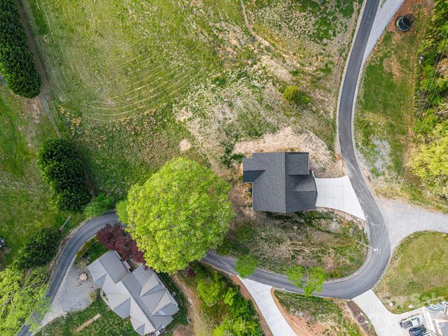 40 Firefly Ridge Trail, Alexander, NC 28701