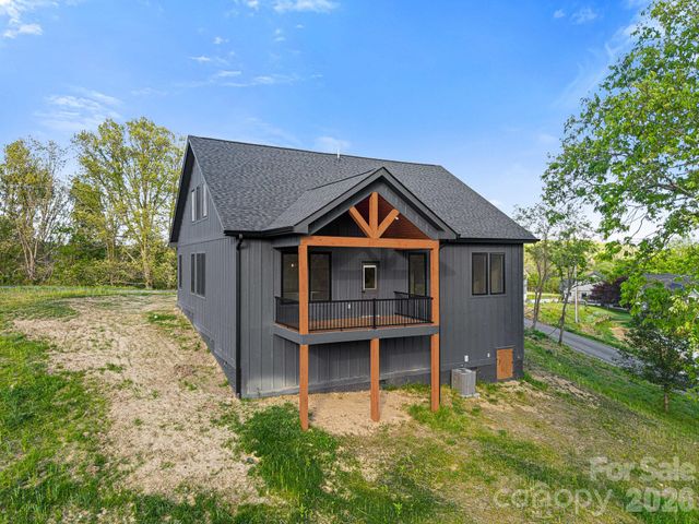 40 Firefly Ridge Trail, Alexander, NC 28701