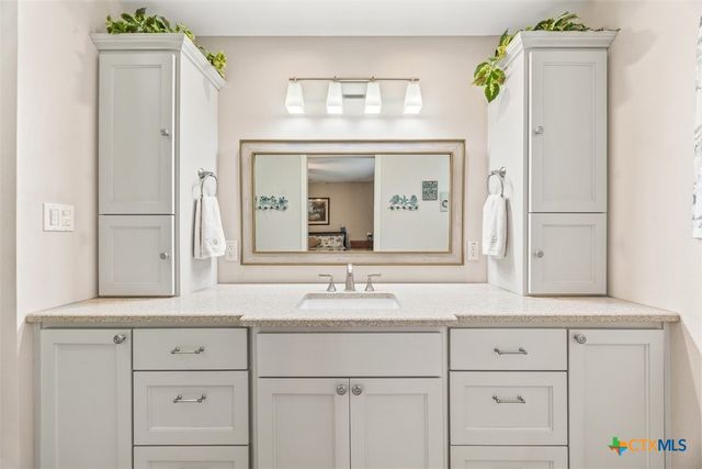 9106 Sundew Circle, San Antonio, TX 78266