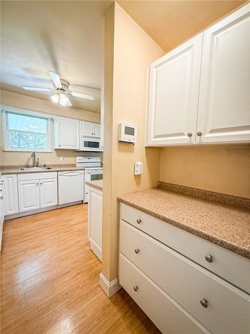 329 S Home Ave, Twp Of But Ne, PA 16001