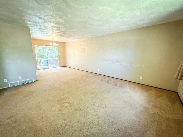 329 S Home Ave, Twp Of But Ne, PA 16001