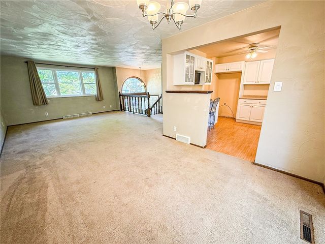 329 S Home Ave, Twp Of But Ne, PA 16001