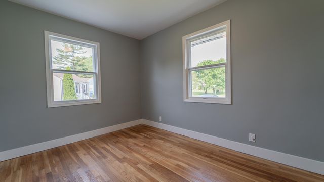 1101 Sycamore Street, Crown Point, IN 46307