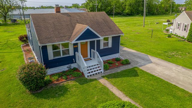 1101 Sycamore Street, Crown Point, IN 46307