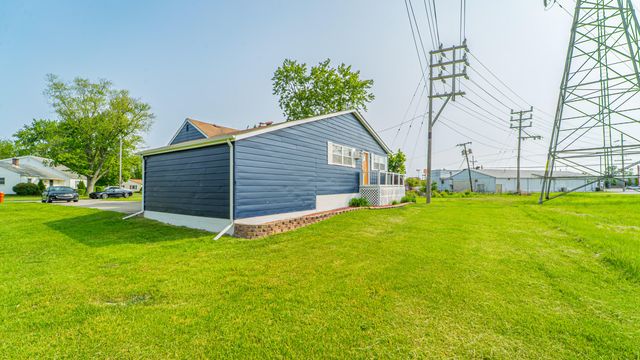 1101 Sycamore Street, Crown Point, IN 46307