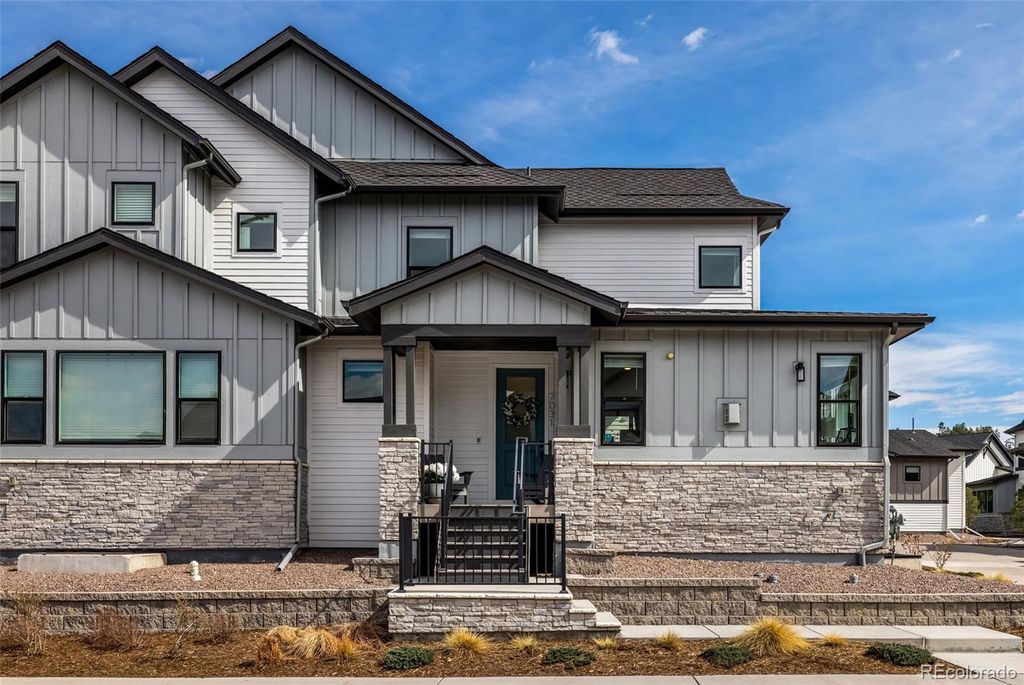 7031 Fireside Way, Castle Rock, CO 80108