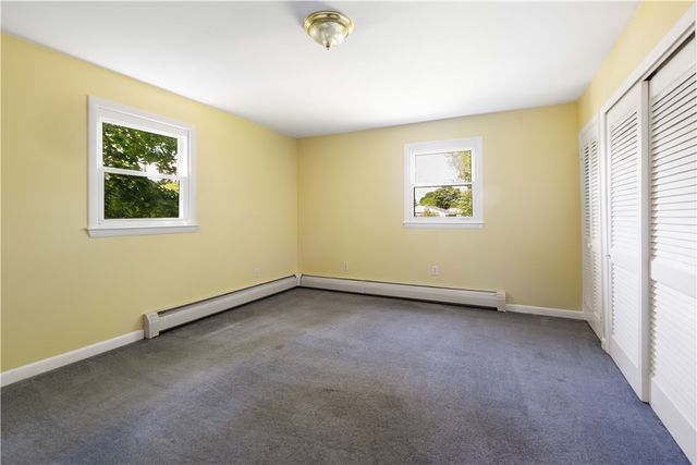 278 Green End Avenue, Middletown, RI 02842