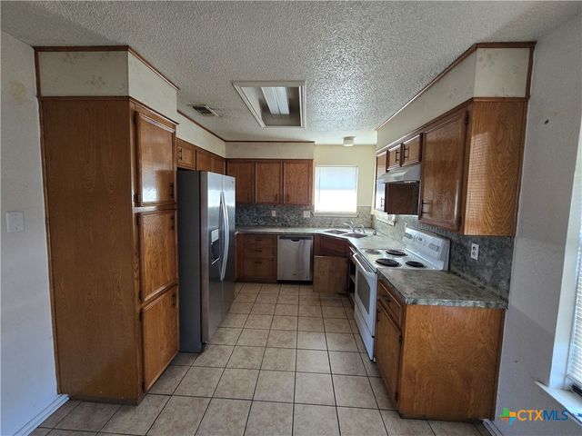 2702 Wildflower Drive, Killeen, TX 76549