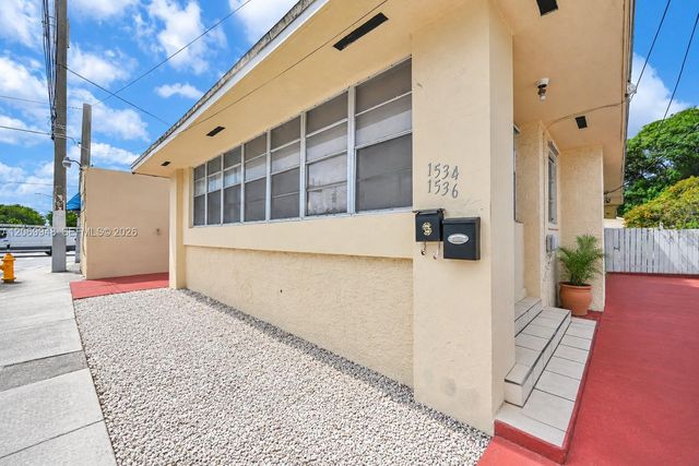 1536 SW 22nd Avenue, Miami, FL 33145