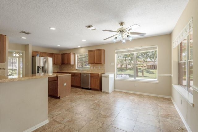 324 Red Oak Lane, Trinity, TX 75862