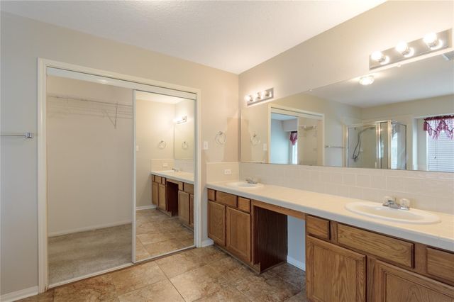 324 Red Oak Lane, Trinity, TX 75862