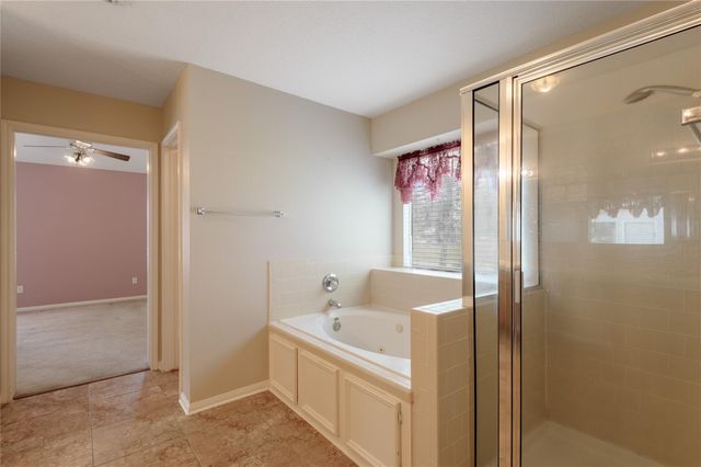 324 Red Oak Lane, Trinity, TX 75862