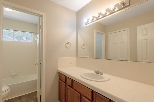 324 Red Oak Lane, Trinity, TX 75862