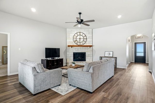 113 Wiley Street, Stephenville, TX 76401