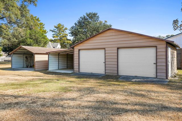 209 S Greenwood St., Geneva, AL 36340