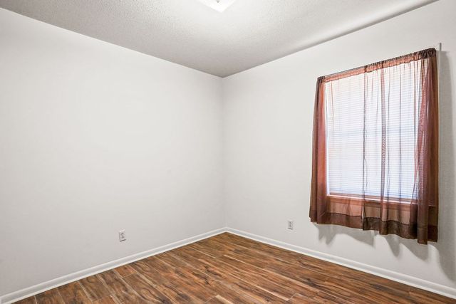 209 S Greenwood St., Geneva, AL 36340