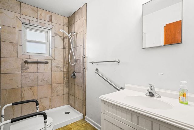 209 S Greenwood St., Geneva, AL 36340