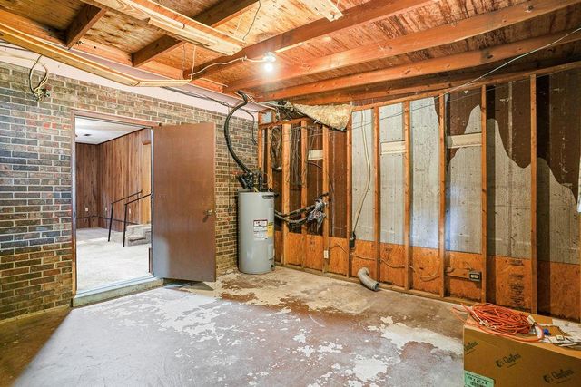 209 S Greenwood St., Geneva, AL 36340