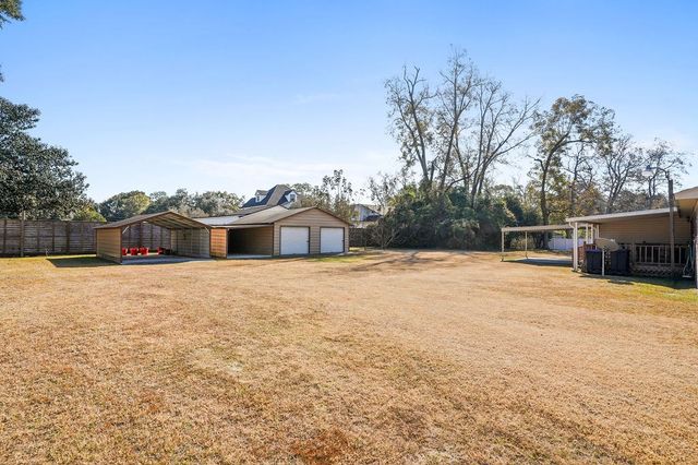 209 S Greenwood St., Geneva, AL 36340