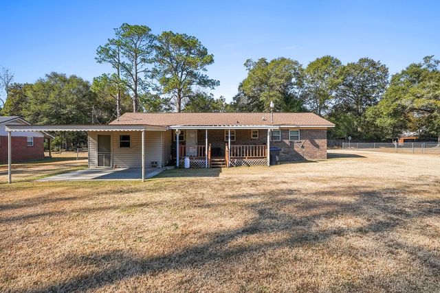 209 S Greenwood St., Geneva, AL 36340