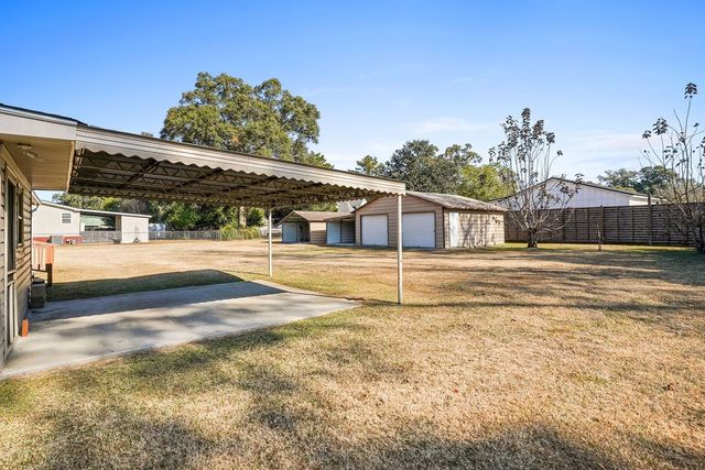 209 S Greenwood St., Geneva, AL 36340