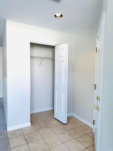 4666 Wenham Park, 28, Columbus, OH 43230