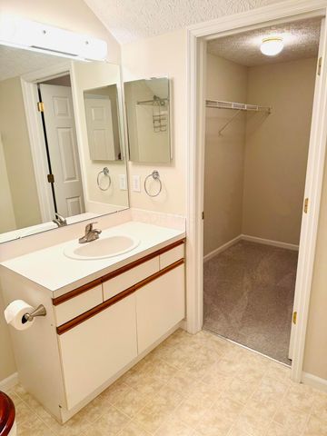4666 Wenham Park, 28, Columbus, OH 43230