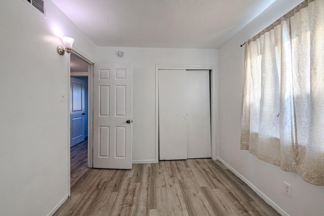 401 Georgia Street SE, Albuquerque, NM 87108