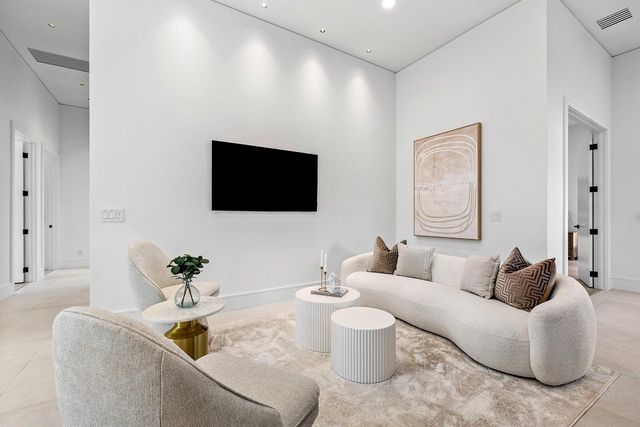 3361 NE 4th Avenue, Boca Raton, FL 33431