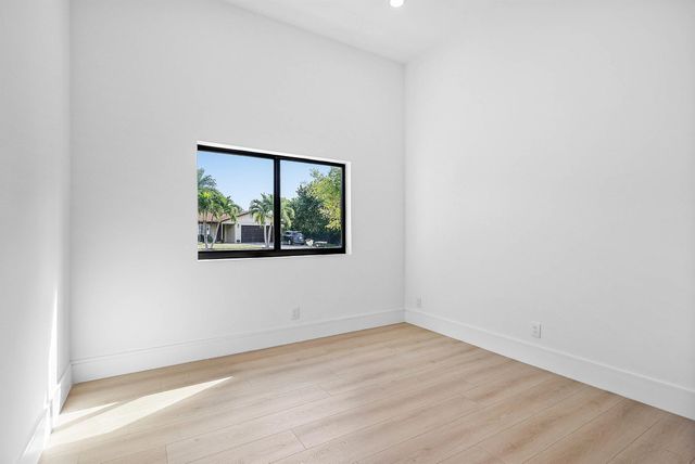 3361 NE 4th Avenue, Boca Raton, FL 33431