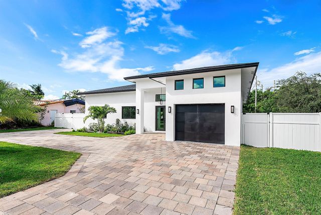 3361 NE 4th Avenue, Boca Raton, FL 33431