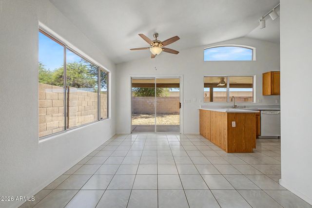 4135 E ANDERSON Drive, Phoenix, AZ 85032