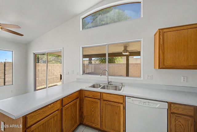 4135 E ANDERSON Drive, Phoenix, AZ 85032