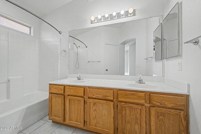 4135 E ANDERSON Drive, Phoenix, AZ 85032